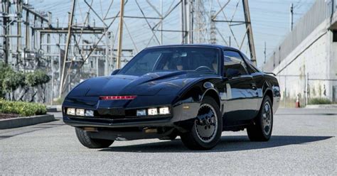 what year was the kitt car in knight rider