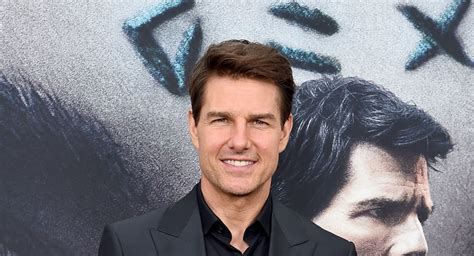 what zodiac sign is tom cruise
