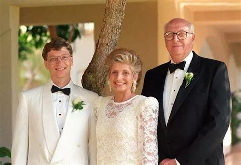 when did bill gates marry