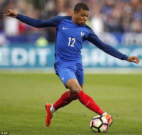 when did mbappe make his debut