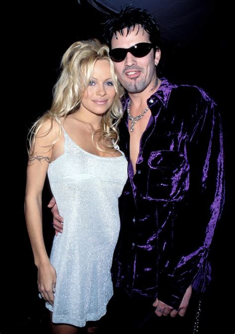 when did pamela anderson marry tommy lee