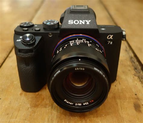 when did the sony a7 ii come out