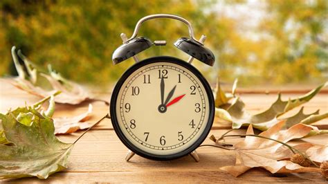 When Do The Clocks Get Turned Back In The Fall
