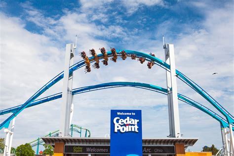 when does cedar point in ohio open