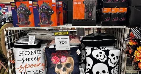 When Does Halloween Clearance Start