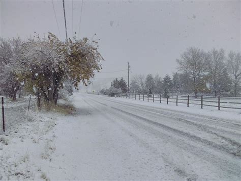 when does it start snowing in tehachapi