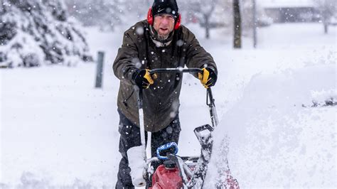 When Does It Start Snowing In The Yukon