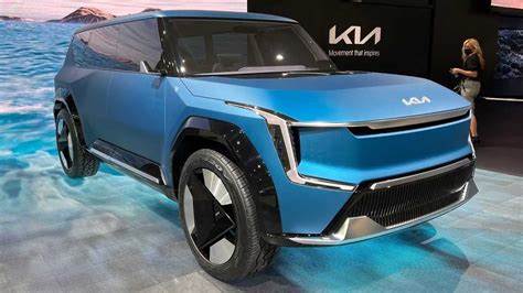 when does kia ev9 come out