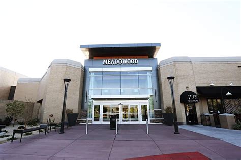 When Does Meadowood Mall Open