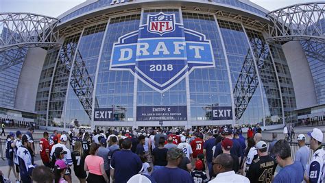 when does the nfl draft start 2018