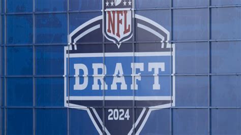 when does the nfl draft start today friday