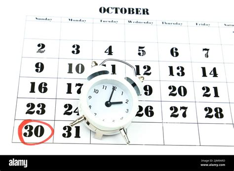 When Is The Time Change In October 2021