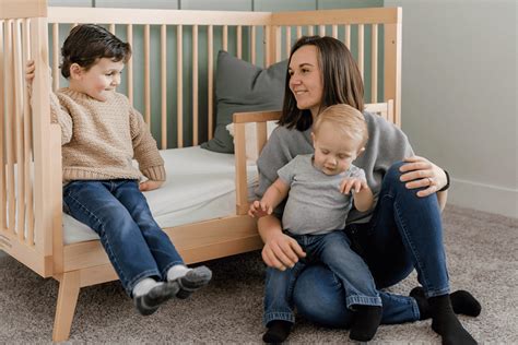 When To Move Your Child From Crib To Toddler Bed