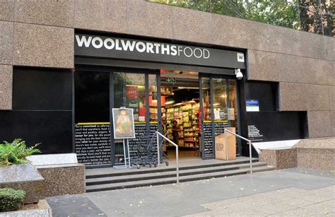 when was woolworths founded in south africa