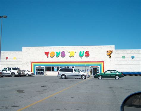 Where Are The Two Toys R Us Stores