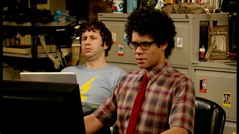 where can i watch it crowd