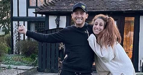 where do stacey solomon and joe swash live