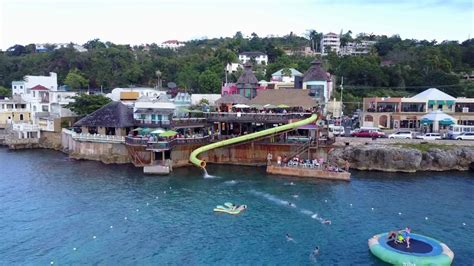 where does carnival dock in jamaica