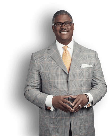 where does charles payne get his suits