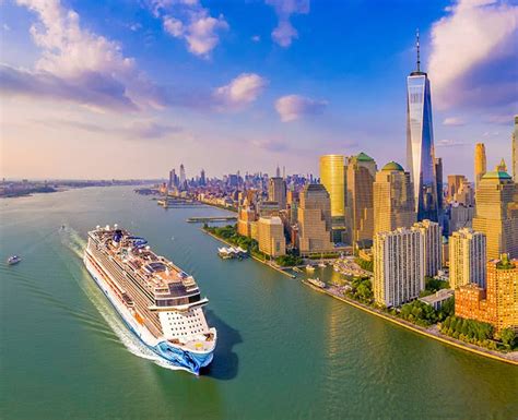 where does norwegian cruise line dock in nyc