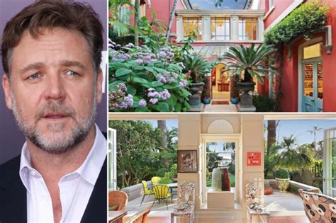 where does russell crowe live