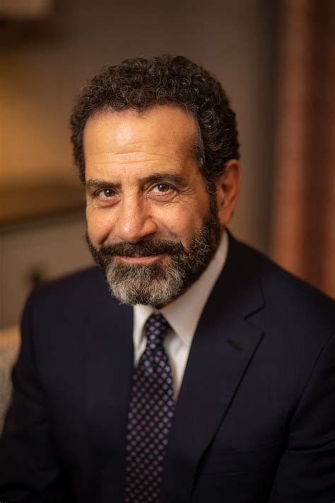 where does tony shalhoub live