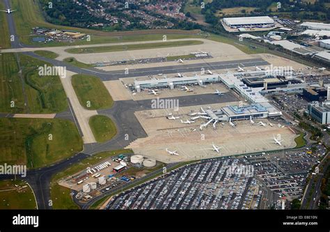 where is birmingham airport located