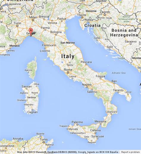 where is genoa located in italy