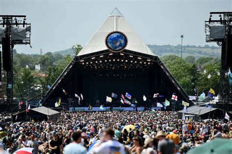 where is glastonbury music festival held