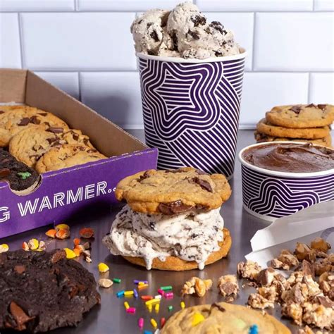 where is insomnia cookies located