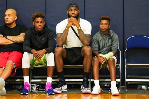 where is lebron james son going to college