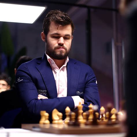 where is magnus carlsen now
