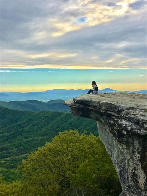 where is mcafee knob in virginia