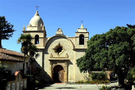 where is mission san carlos located