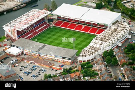 where is nottingham forest stadium