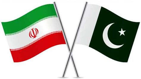 where is pakistan in relation to iran