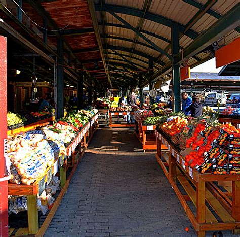 where is river market in kansas city