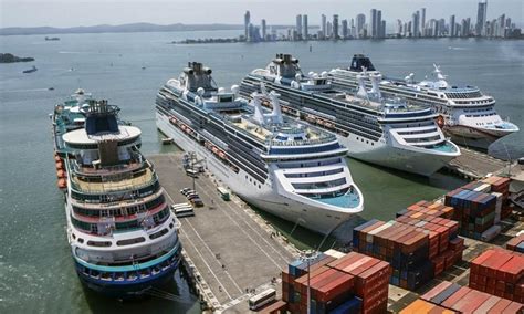 where is the cruise port in cartagena