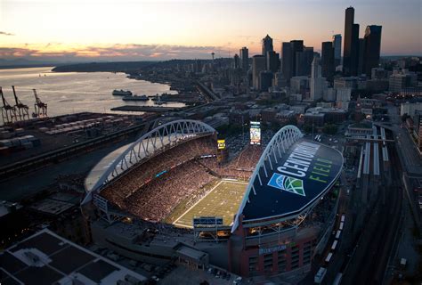 where is the seattle seahawks stadium located