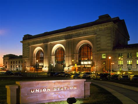 where is union station in kansas city