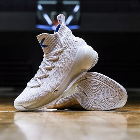 where to buy klay thompson shoes
