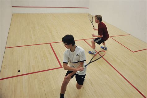 where to play racquetball