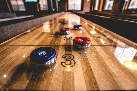 where to play shuffleboard near downtown