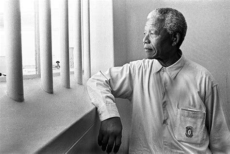 where was mandela imprisoned