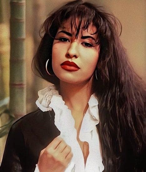 where was selena quintanilla born and raised