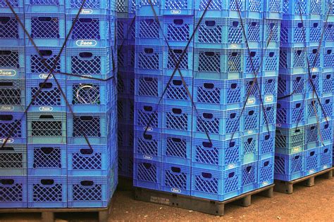 DIY Projects With Milk Crates Cook It