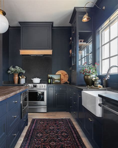 Which Colour Is Good For Kitchen