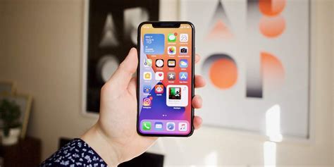 which is easy to use ios or android