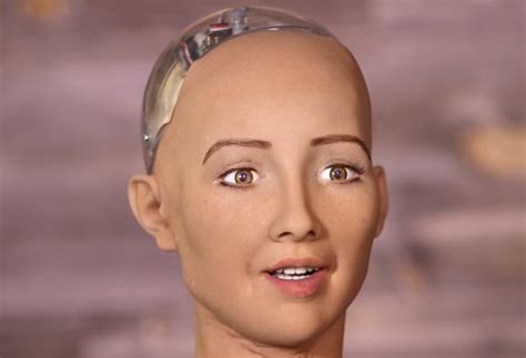 which is the first humanoid robot to get citizenship