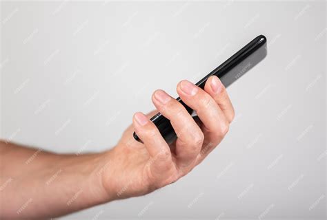 which side use mobile phone